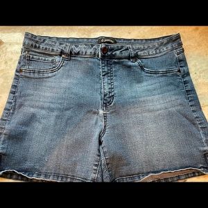 D. Jeans Size 16 Denim Shorts